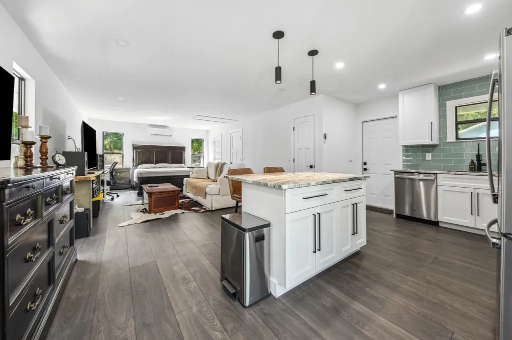 10908 SE Hobart Street Jupiter FL 33469