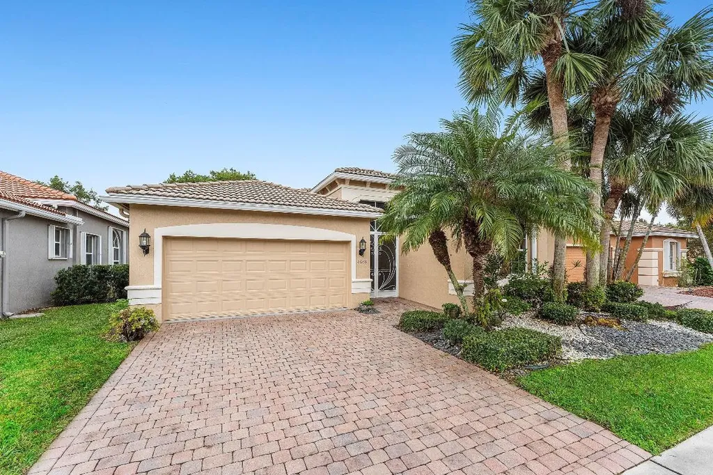 8688 Via Avellino Lake Worth FL 33467