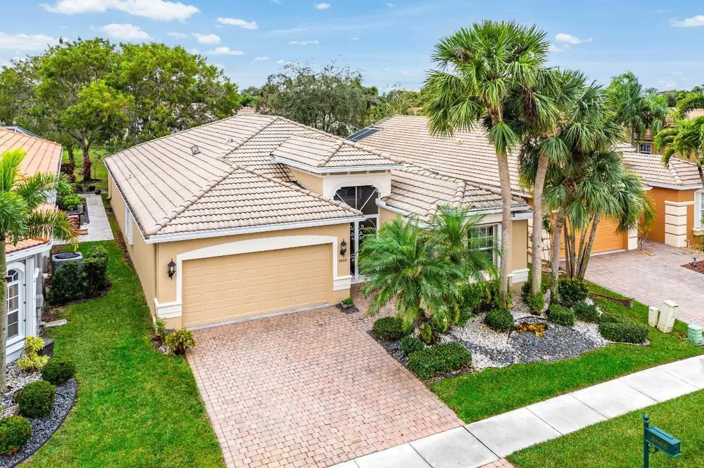 8688 Via Avellino Lake Worth FL 33467
