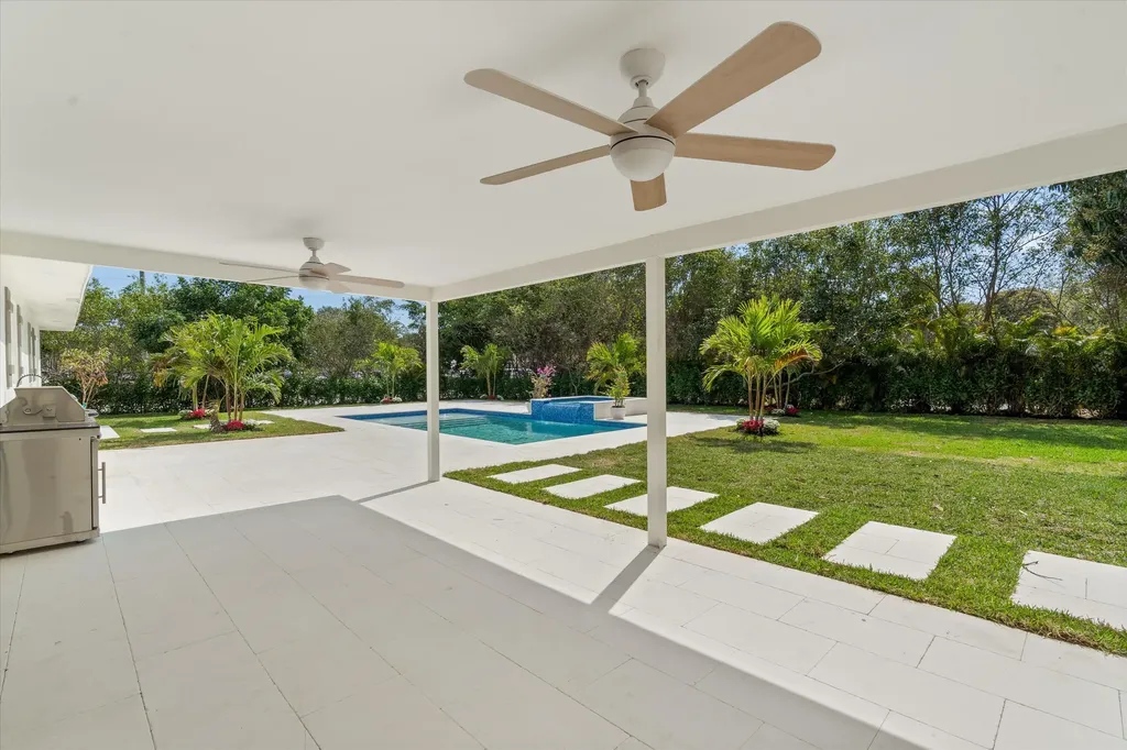 200 NW 2nd Street Delray Beach FL 33444