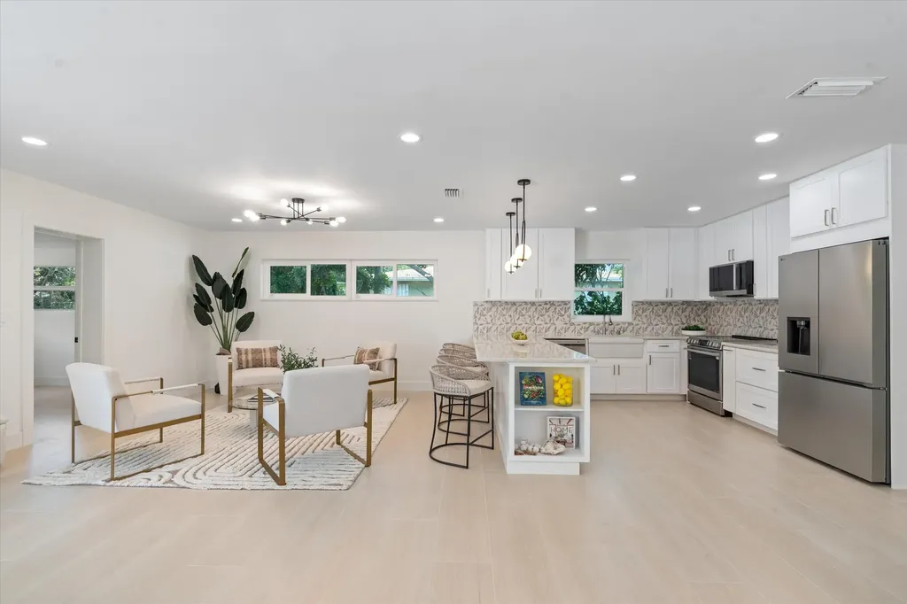 200 NW 2nd Street Delray Beach FL 33444