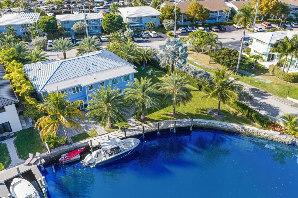 830 SE 22nd Avenue Pompano Beach FL 33062
