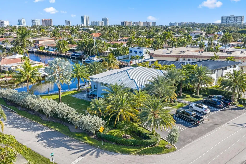 830 SE 22nd Avenue Pompano Beach FL 33062