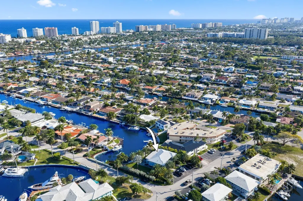 830 SE 22nd Avenue Pompano Beach FL 33062