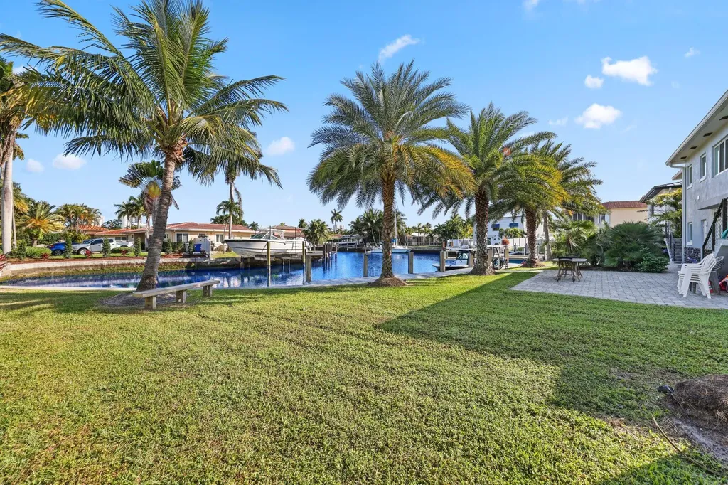 830 SE 22nd Avenue Pompano Beach FL 33062