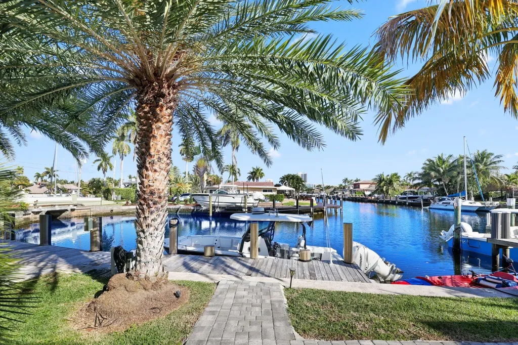 830 SE 22nd Avenue Pompano Beach FL 33062