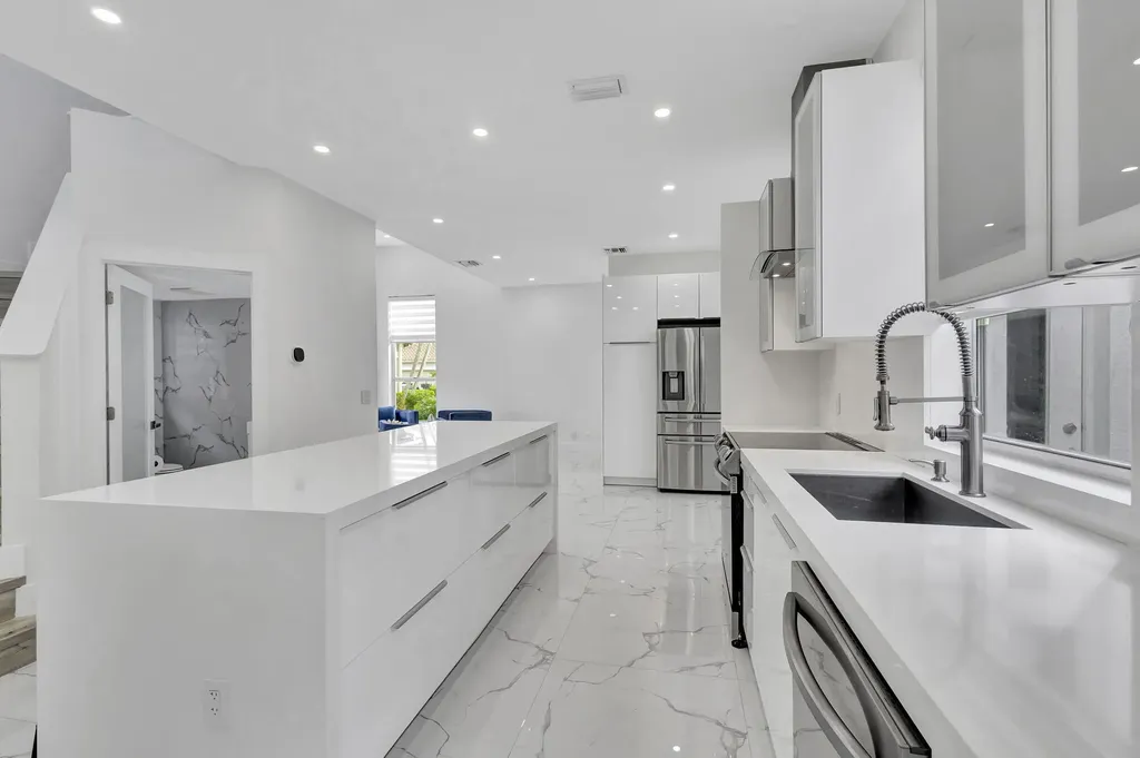 6631 NW 25th Avenue Boca Raton FL 33496
