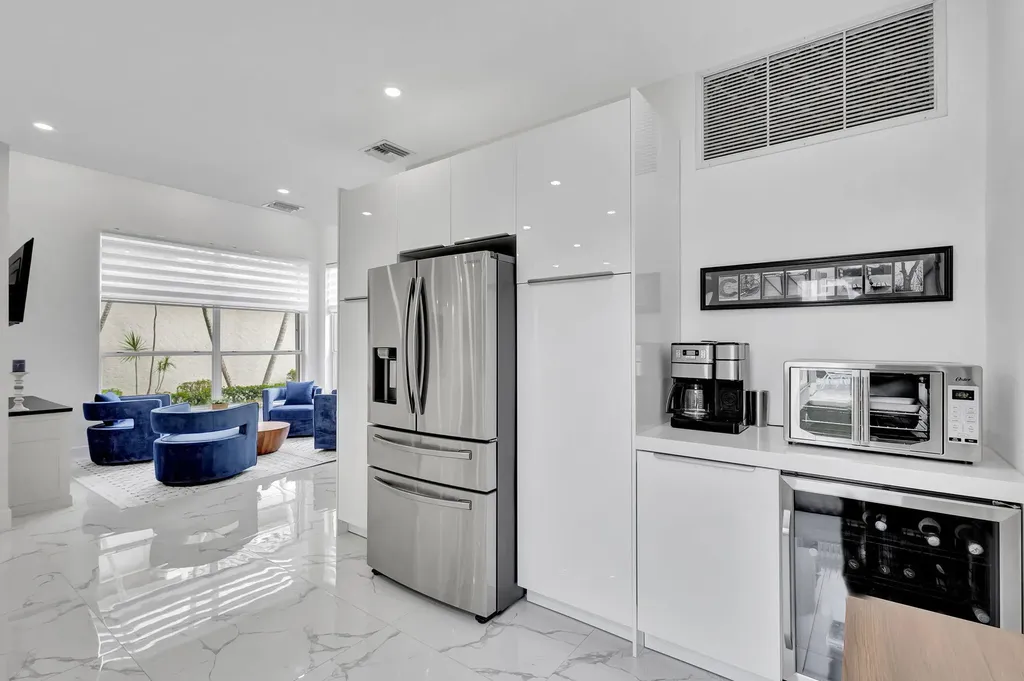 6631 NW 25th Avenue Boca Raton FL 33496
