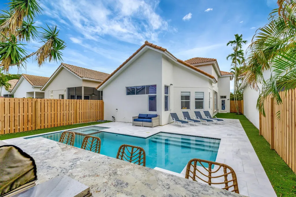 6631 NW 25th Avenue Boca Raton FL 33496