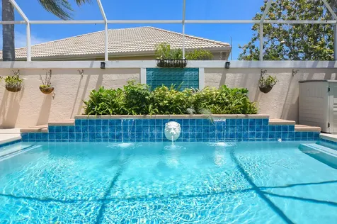 709 SW Saint Vincent Cove Port St Lucie FL 34986