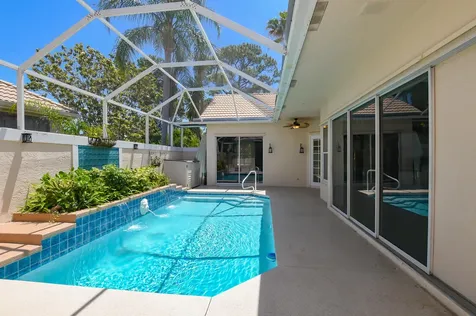 709 SW Saint Vincent Cove Port St Lucie FL 34986