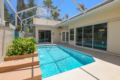 709 SW Saint Vincent Cove Port St Lucie FL 34986