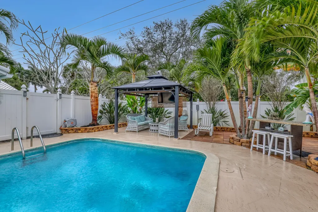 1890 SW 59th Avenue SW Plantation FL 33317