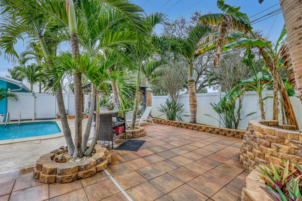 1890 SW 59th Avenue SW Plantation FL 33317