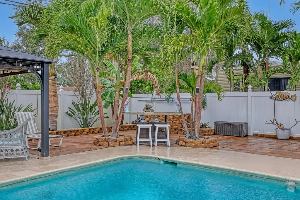 1890 SW 59th Avenue SW Plantation FL 33317