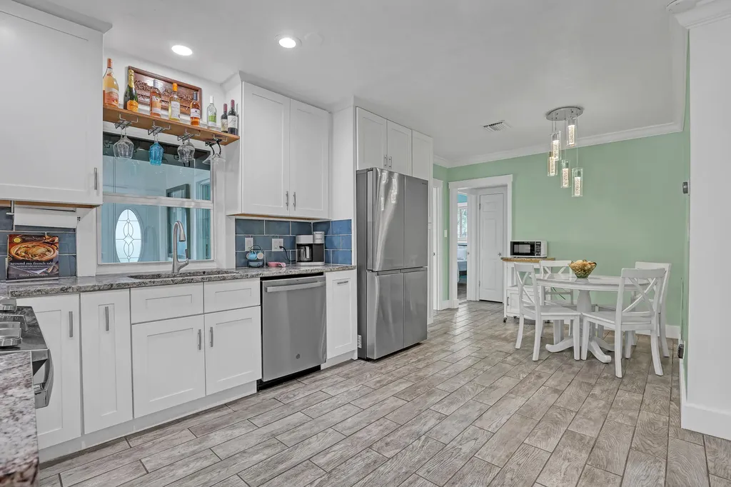1890 SW 59th Avenue SW Plantation FL 33317