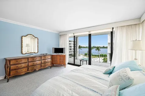 2784 S Ocean Boulevard Palm Beach FL 33480
