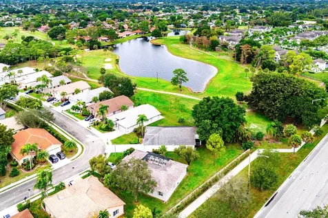 7707 NW 79th Street Tamarac FL 33321