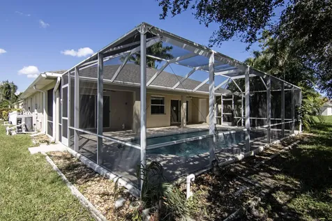 1522 SW Medley Lane Port St Lucie FL 34953