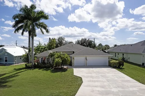 1522 SW Medley Lane Port St Lucie FL 34953