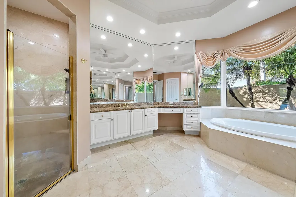 8480 Man O War Road Palm Beach Gardens FL 33418