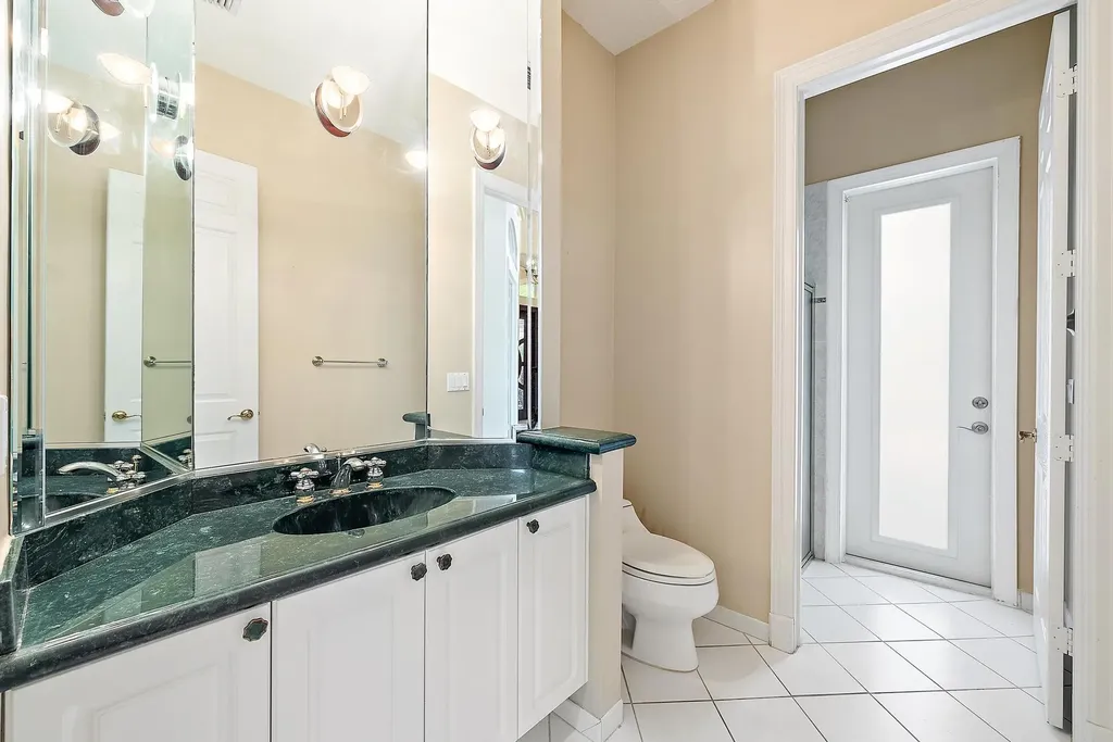 8480 Man O War Road Palm Beach Gardens FL 33418