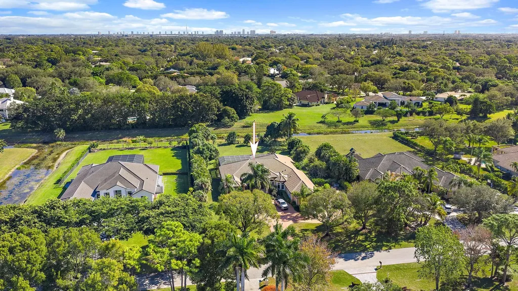 8480 Man O War Road Palm Beach Gardens FL 33418