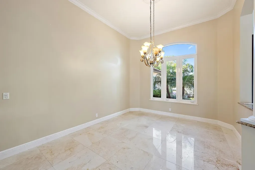 8480 Man O War Road Palm Beach Gardens FL 33418