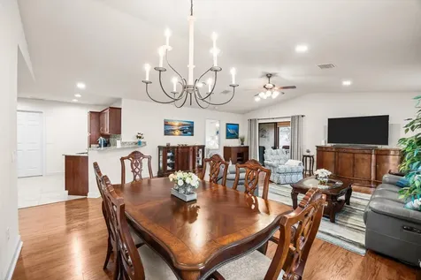 79 Flores Del Norte Fort Pierce FL 34951