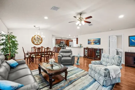 79 Flores Del Norte Fort Pierce FL 34951