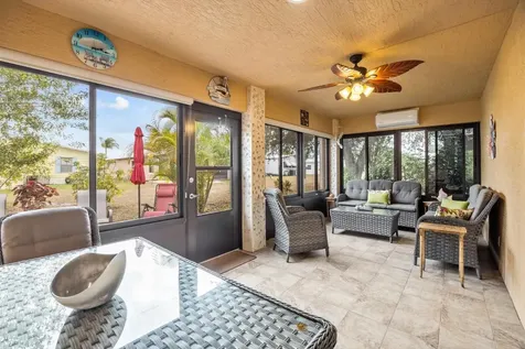 79 Flores Del Norte Fort Pierce FL 34951