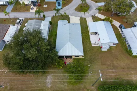 79 Flores Del Norte Fort Pierce FL 34951