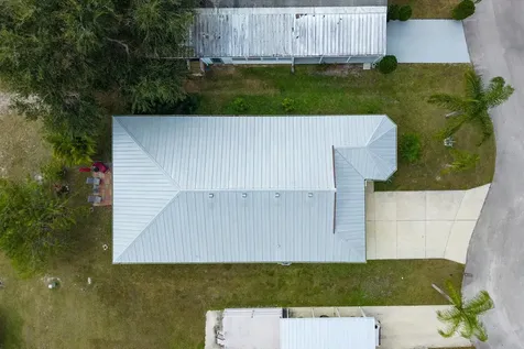 79 Flores Del Norte Fort Pierce FL 34951
