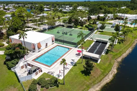 79 Flores Del Norte Fort Pierce FL 34951
