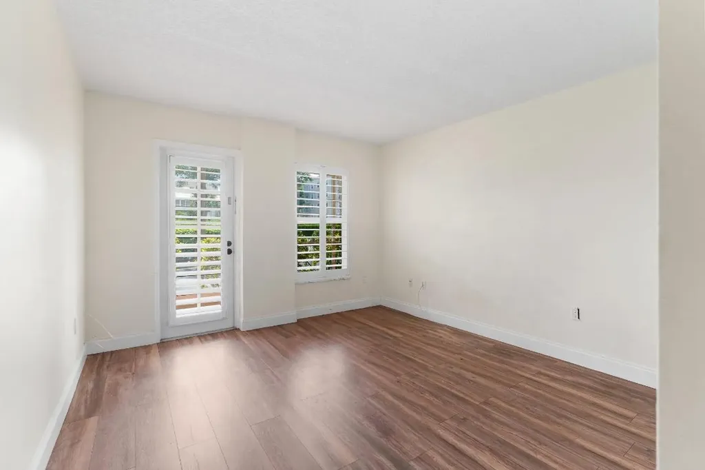 951 De Soto Road Boca Raton FL 33432