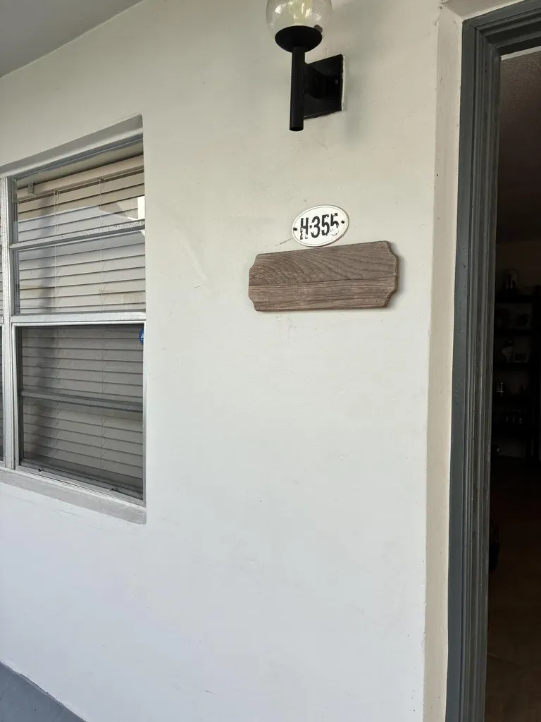 355 Normandy H Delray Beach FL 33484