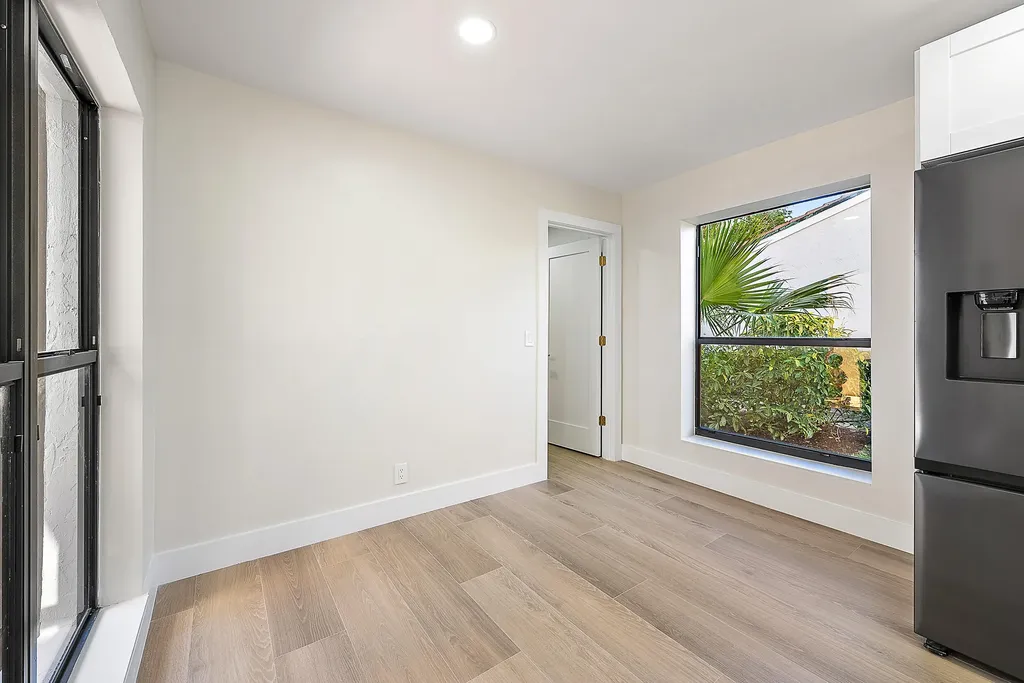 37 Edinburgh Drive Palm Beach Gardens FL 33418