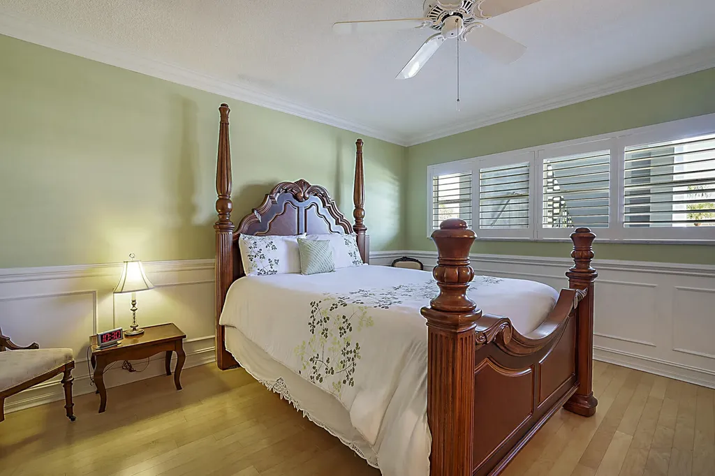 700 NE Harbour Terrace Boca Raton FL 33431