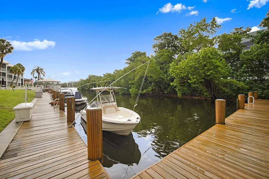 700 NE Harbour Terrace Boca Raton FL 33431