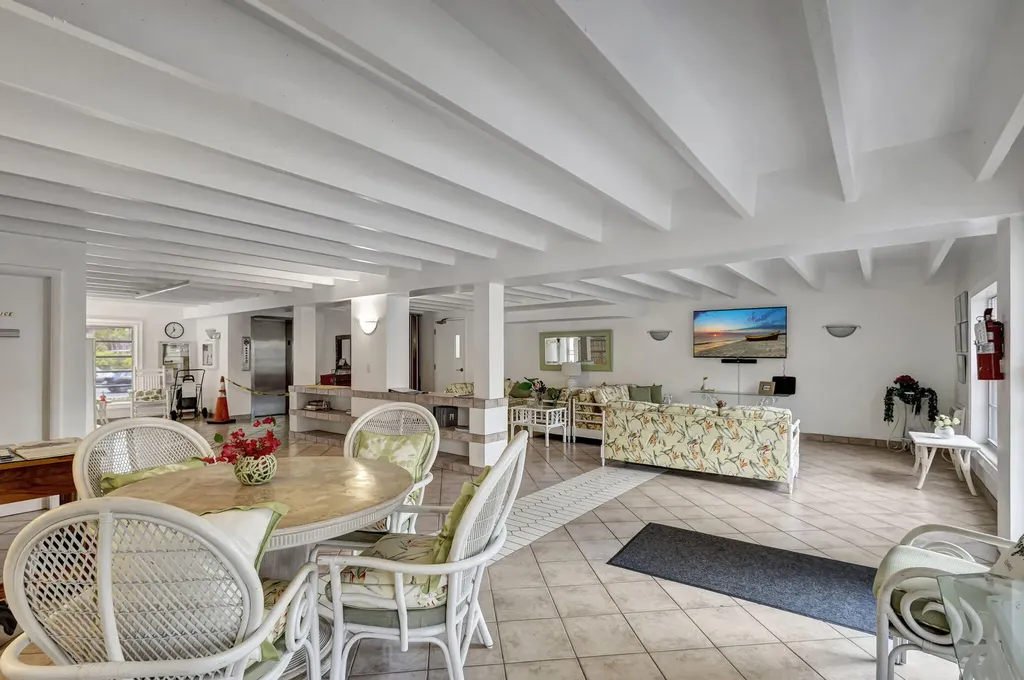 4001 S Ocean Boulevard South Palm Beach FL 33480