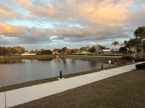 892 SE Atlantus Avenue Port St Lucie FL 34983