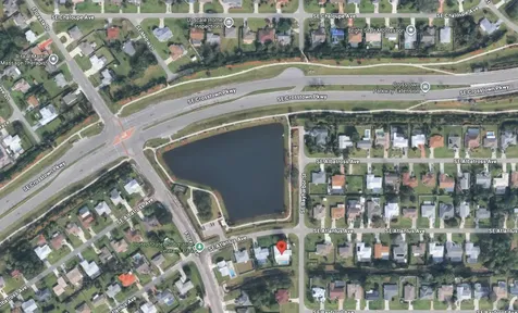 892 SE Atlantus Avenue Port St Lucie FL 34983