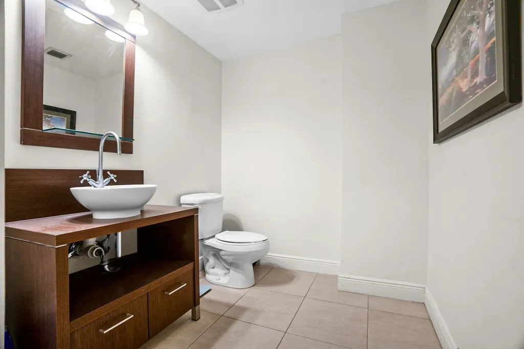 610 Clematis Street West Palm Beach FL 33401