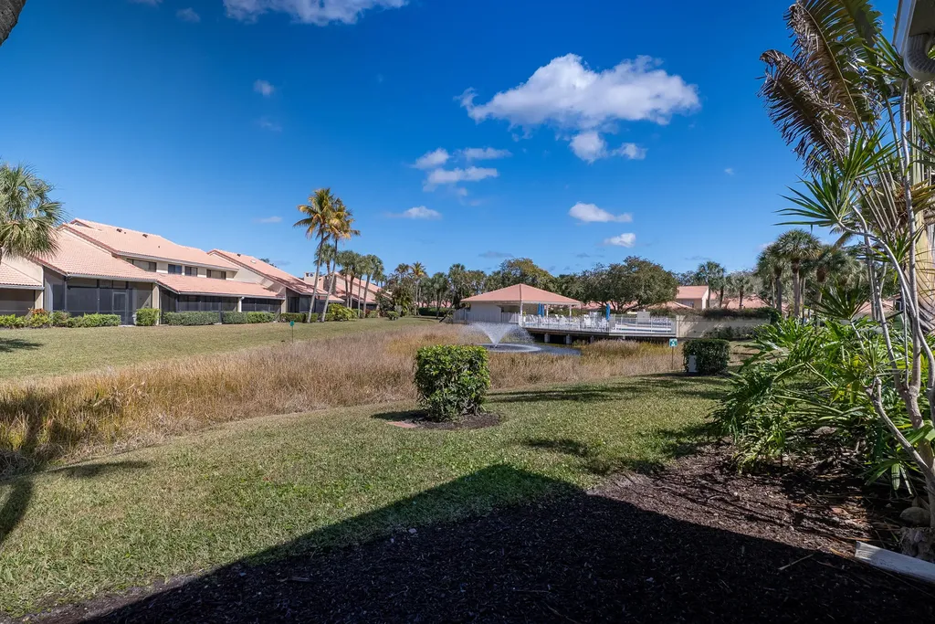 216 Old Meadow Way Palm Beach Gardens FL 33418