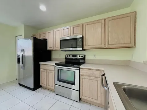 1910 Lakeview Drive W Royal Palm Beach FL 33411