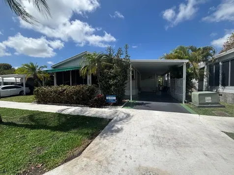 6567 NW 34th Avenue Coconut Creek FL 33073