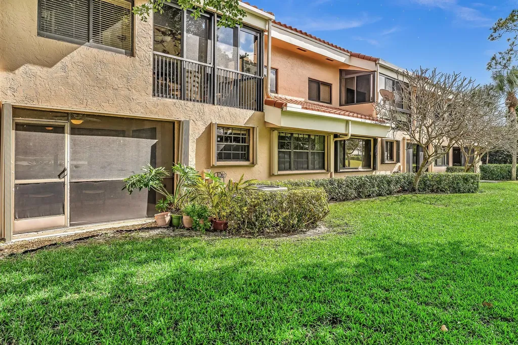 17372 Boca Club Boulevard Boca Raton FL 33487