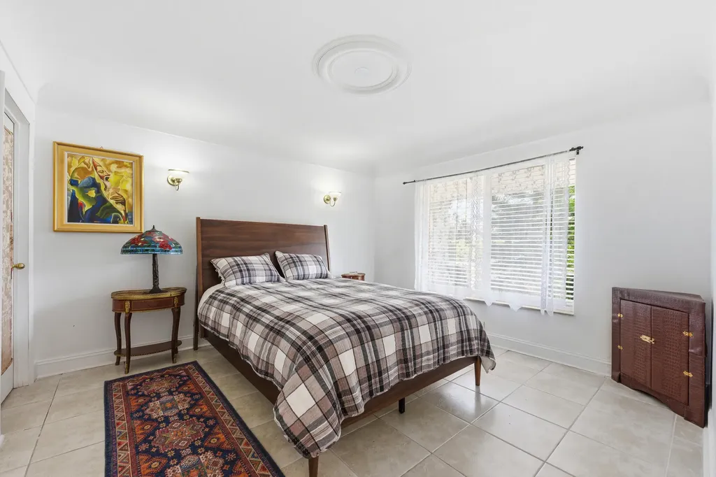 4421 NE 23rd Avenue Lighthouse Point FL 33064