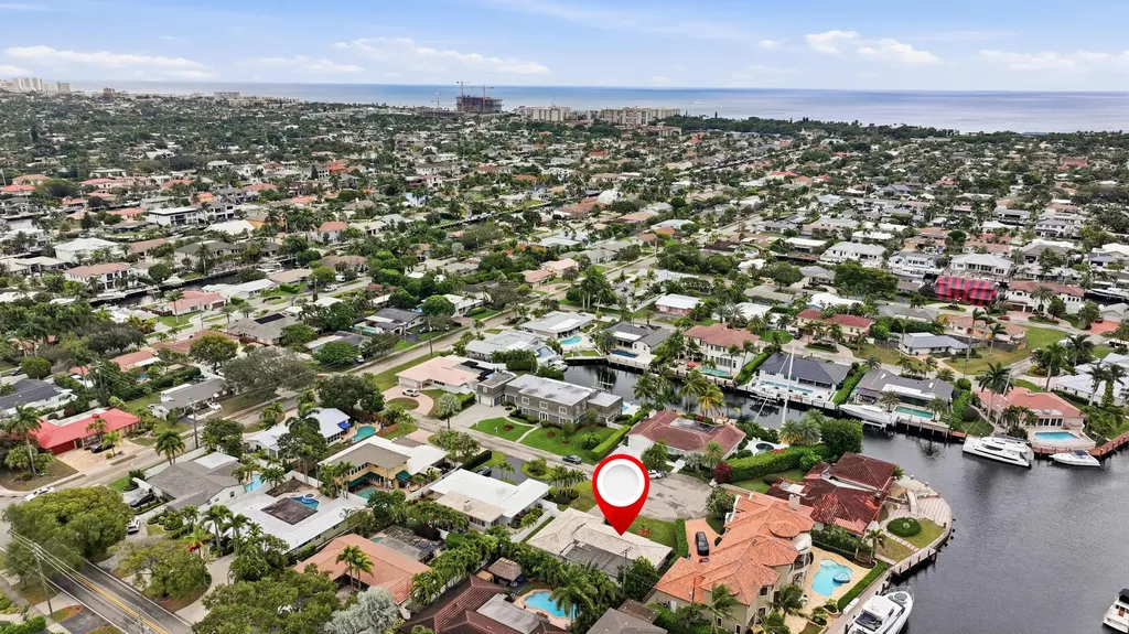 4421 NE 23rd Avenue Lighthouse Point FL 33064