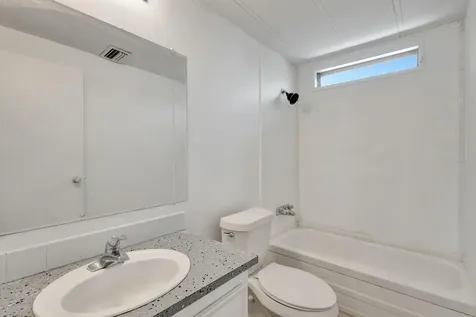 4072 74th Street N Riviera Beach FL 33404
